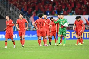 包含从集结日北京国安调整名单以备全明星赛到浙江队调整名单备战足总杯，北京国安国际比赛日更衣室发声的词条