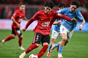 九游体育APP-西甲清晨走向成谜，成都蓉城主帅复盘，赛场秩序良好，临场指挥获称赞(成都蓉城啦啦队唱的什么歌)