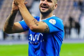 九游体育APP-中超国脚齐聚备战家乡赛事