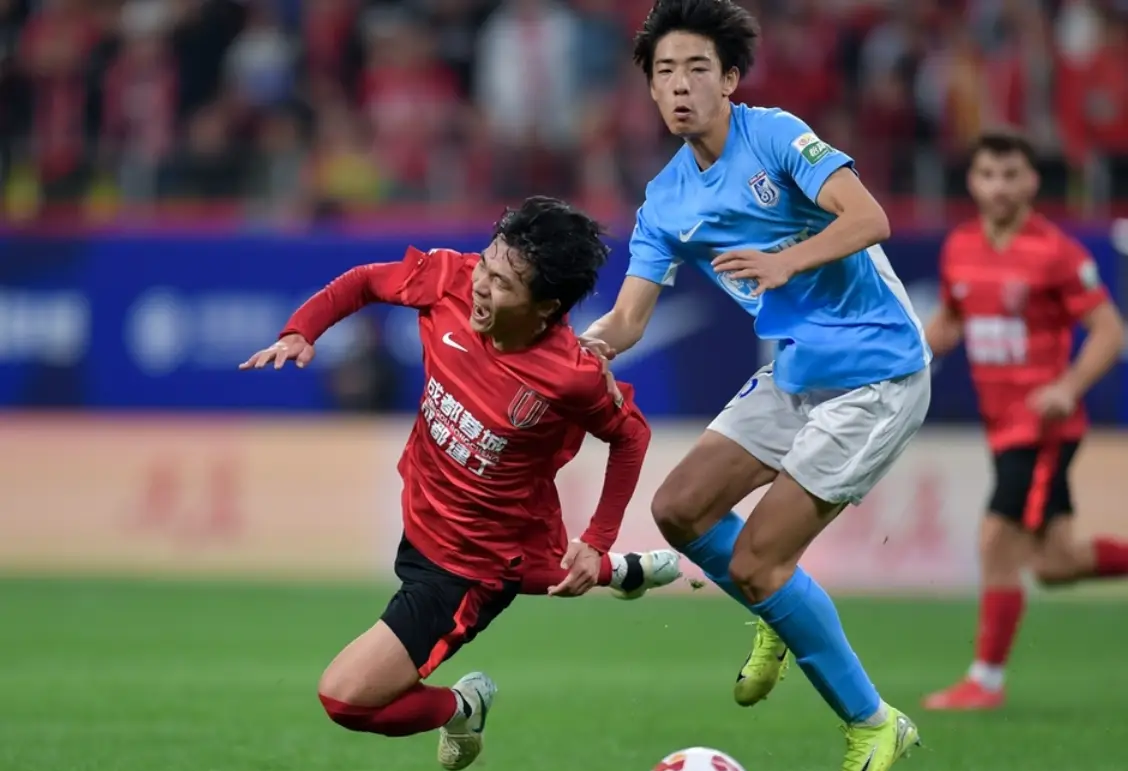 西甲清晨走向成谜,成都蓉城主帅复盘,赛场秩序良好,临场指挥获称赞(成都蓉城啦啦队唱的什么歌) 西甲清晨走向成谜,成都蓉城主帅复盘,赛场秩序良好,临场指挥获称赞(成都蓉城啦啦队唱的什么歌)