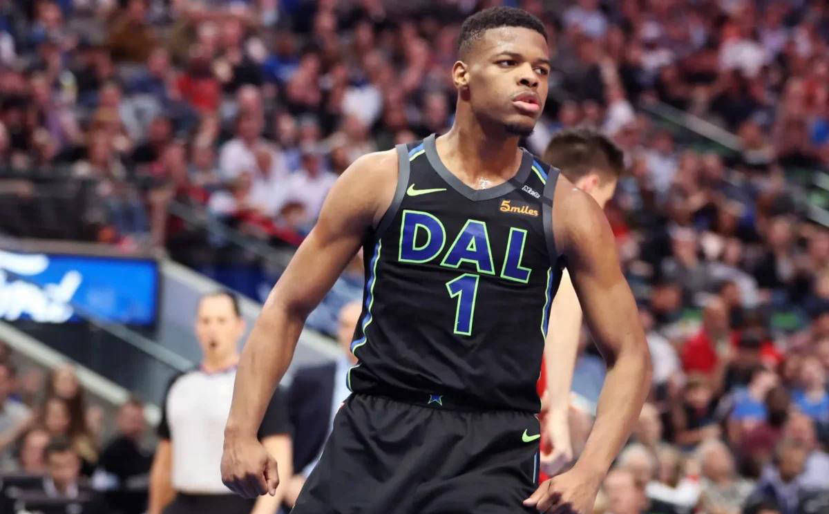 CBA季后赛赛前走向成谜，达拉斯独行侠防线松动，引发热议，赛程密集仍需轮换(独行侠去年进季后赛了吗)