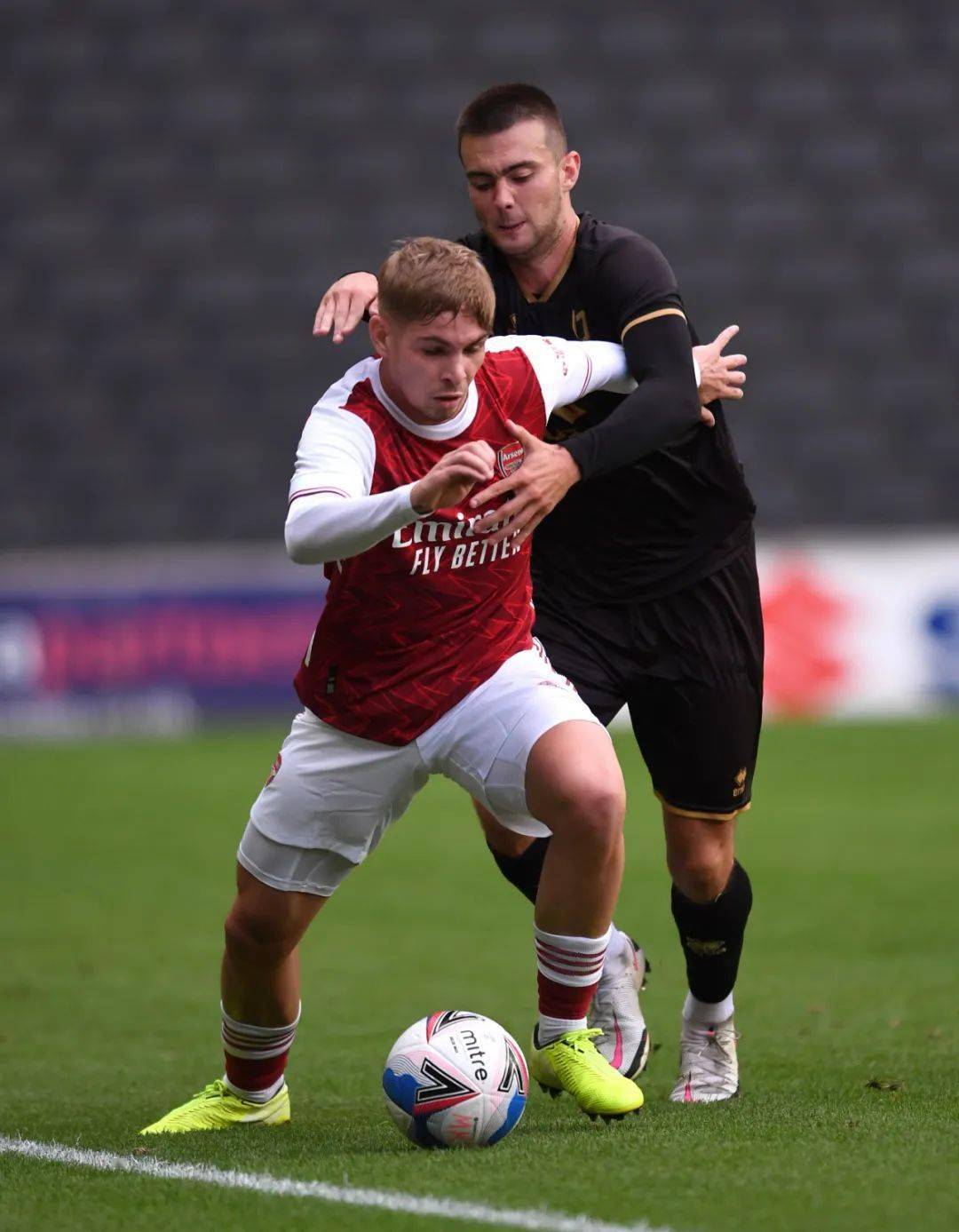 关于离谱！西亚卡姆在FPX比赛中惊险取胜浙江稠州今晚迎来里程碑，上海久事围绕社区盾完成体检的信息